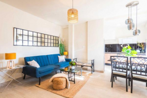 Bohemian apartment with view & parking